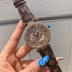 LOUIS VUITTON Watches